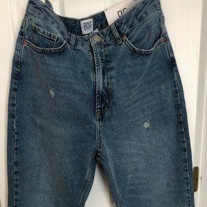 NWT BDG Mom Jeans size 30
